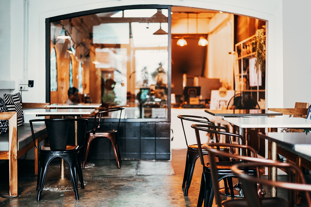 Embellece tu Cafetería con Estilo y Personalidad Única